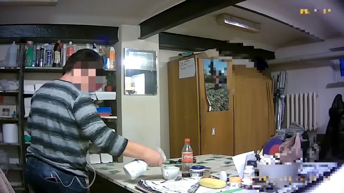 Polská uklízečka se snažila přiotrávit kolegyni. Usvědčila ji skrytá kamera