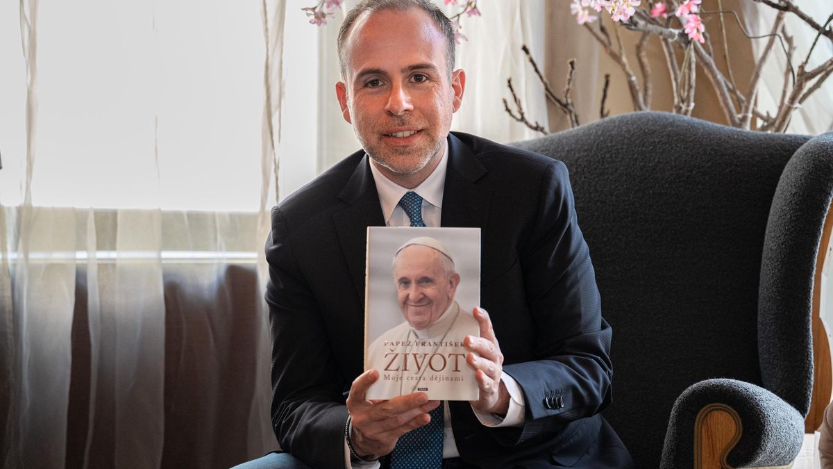 Spisovatel Fabio Marchese Ragona: I papež František má své smutky