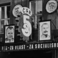 Záběry z let 1950–1953, v nichž komunisté upevňovali svou brutalitou moc.