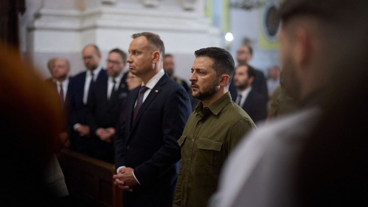 Na Ukrajině po letech začaly obnovené exhumace obětí Volyňských masakrů
