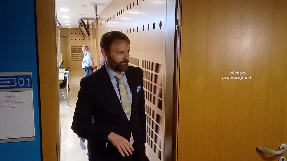 První rozhodnutí v kauze Dozimetr: Soud zatrhl dohody o trestu