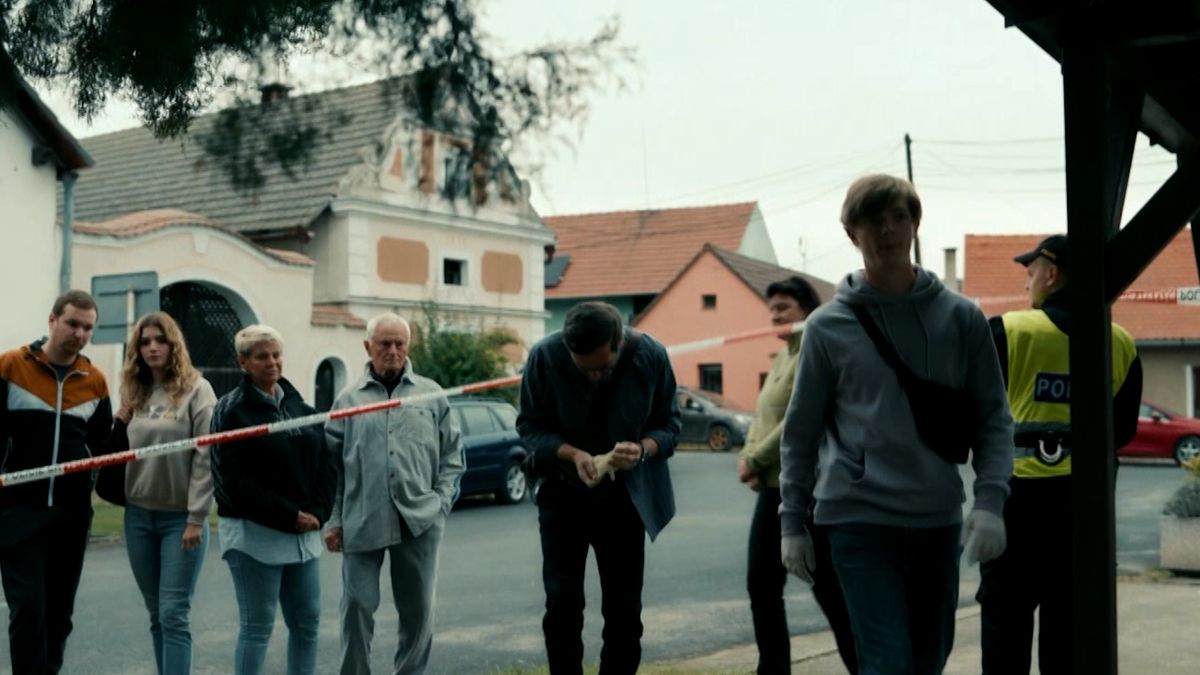 RECENZE: Vraždy v kraji jako spolehlivý lék na uklidnění
