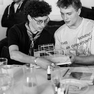 Jan Cina (Jago) a František Prachař (důstojník, posel, herold)