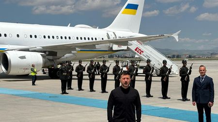 S úcty k partnerům. Zelenskyj do Istanbulu vyšle delegaci s o stupeň vyšší šarží než Rusové