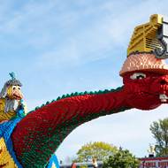 Legoland je rozdělen do různých tematických okruhů. Nachází se zde pirátská zátoka, divoký západ, polární kruh nebo středověký hrad.