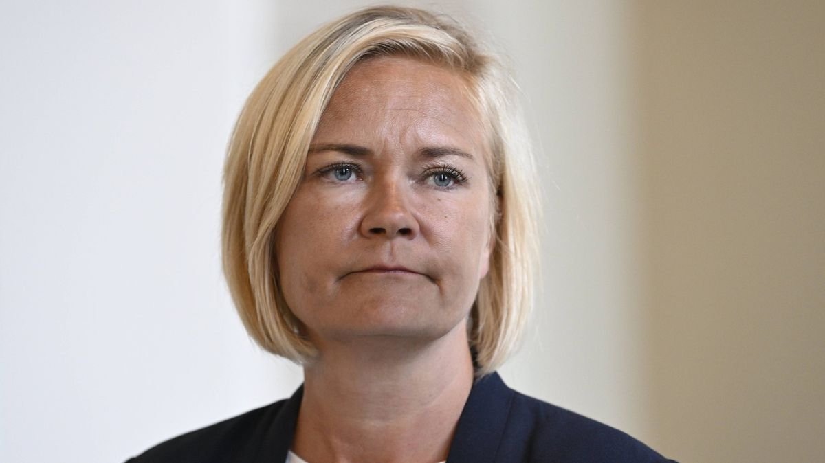 Finská ministryně vnitra pro Novinky: Kvůli Rusku spíme s jedním okem otevřeným