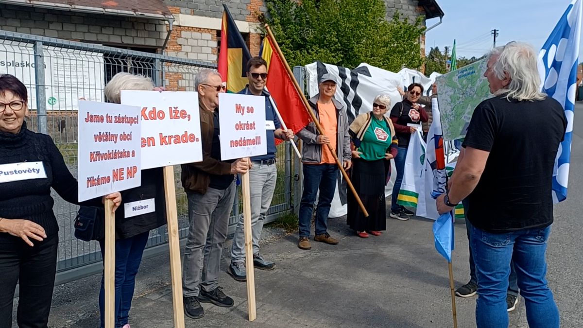 Odpůrce národního parku Křivoklátsko: Dotace jsou úplatky, nemají smysl