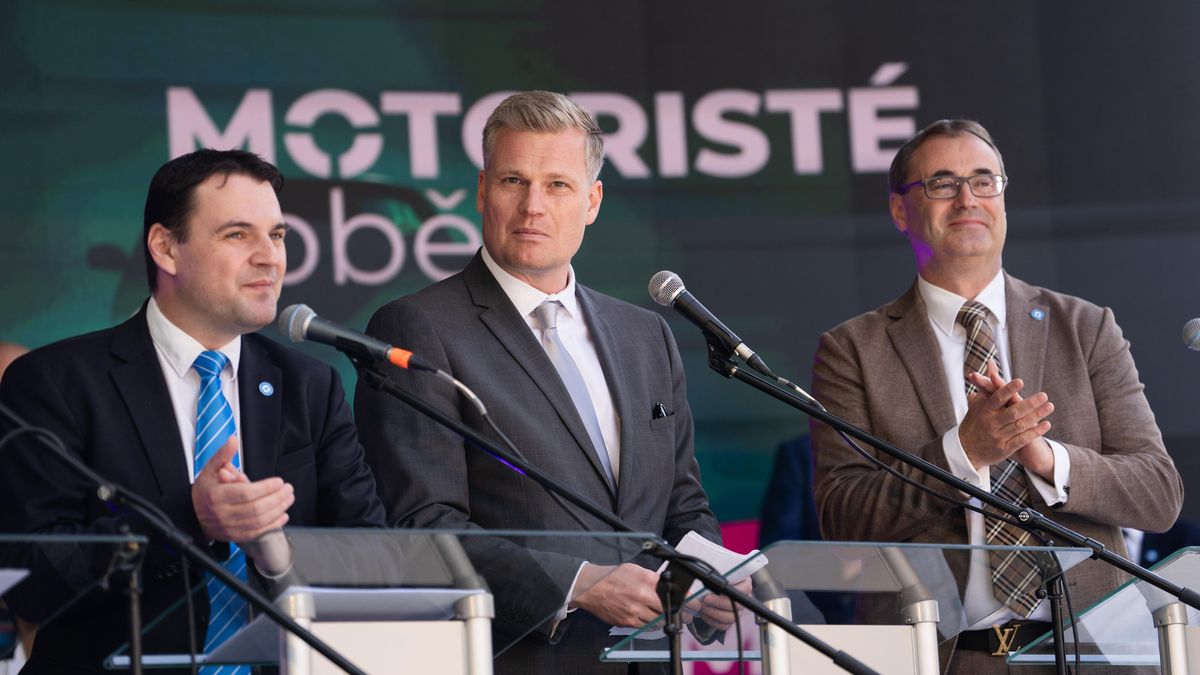 Motoristé: S komunisty nikdy! I kdyby mělo dál vládnout Spolu