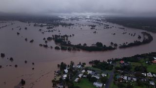 To nejhorší má teprve přijít. Austrálii sužují obrovské záplavy