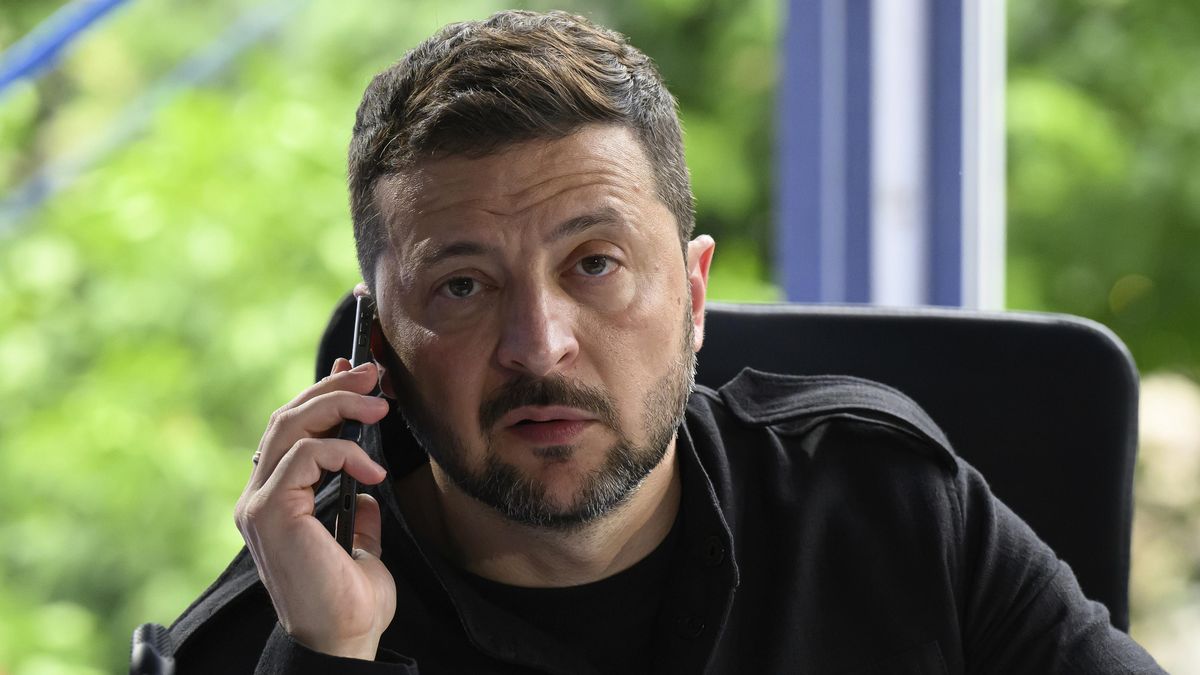 Zelenskyj: Kyjev zvažuje s partnery uspořádání schůzky lídrů Ukrajiny, Ruska, USA, EU a Británie