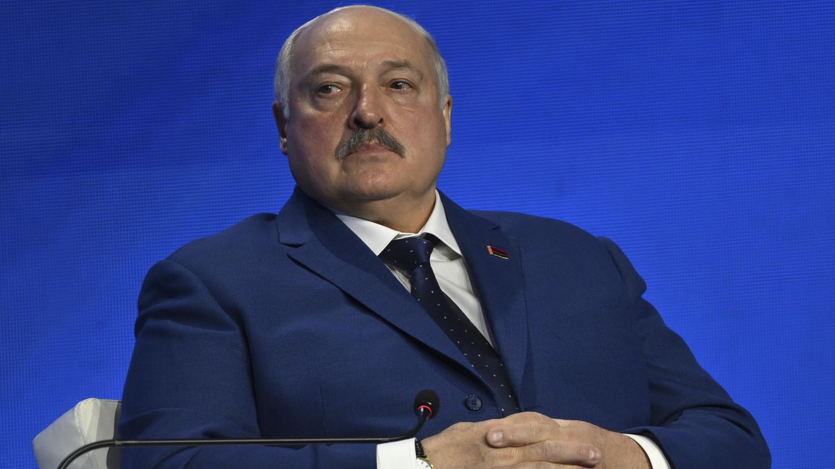 Lukašenko vyhlásil amnestii, propouští i 42 lidí odsouzených za extremismus