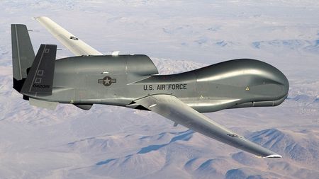 Amerika poslala nad Černé moře největší dron na světě