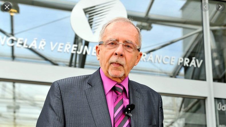 Údržbáři z Vysočiny špatně spočítali invalidní důchod, stát mu musel doplatit přes čtvrt milionu