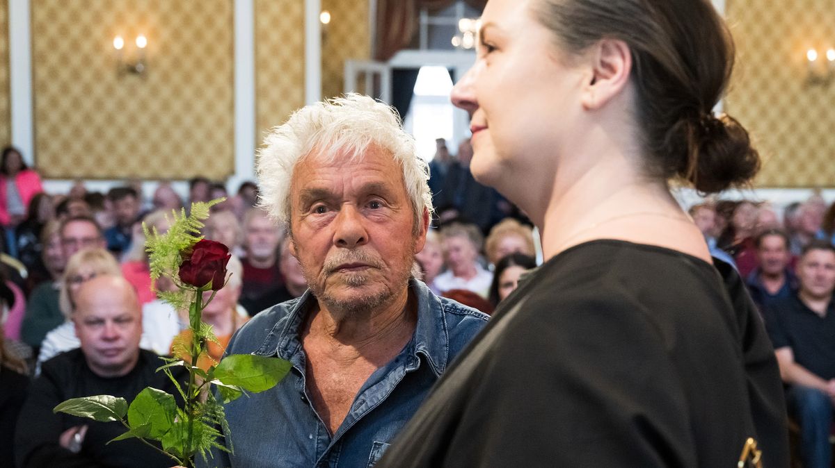 Glosa: Jan Saudek může být spokojen – má hotovo