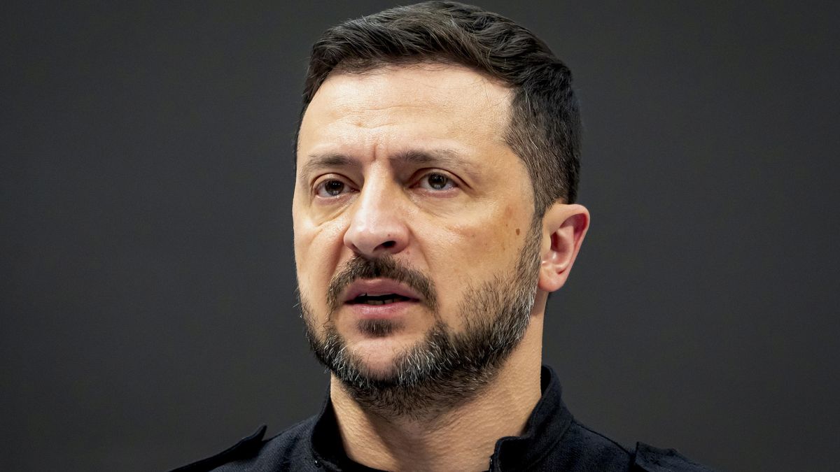 Ukrajině po ruských úderech hrozí nedostatek plynu, připustil Zelenskyj