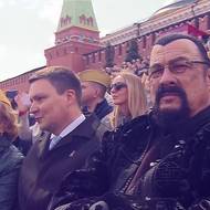 Herec Steven Seagal mezi hosty