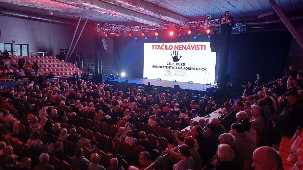 Premiér Fico se po atentátu podrobil až třem operacím, dosud se vědělo o dvou zákrocích