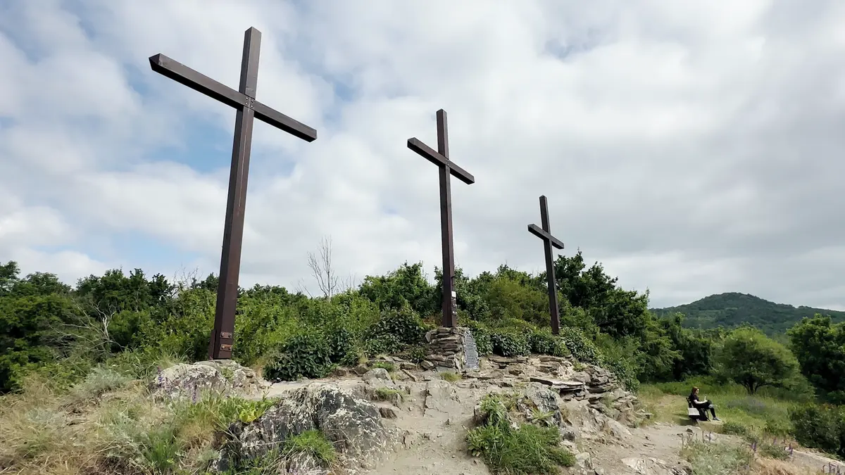 Kalvárie Tři kříže u Velkých Žernosek: Trasa a zajímavosti