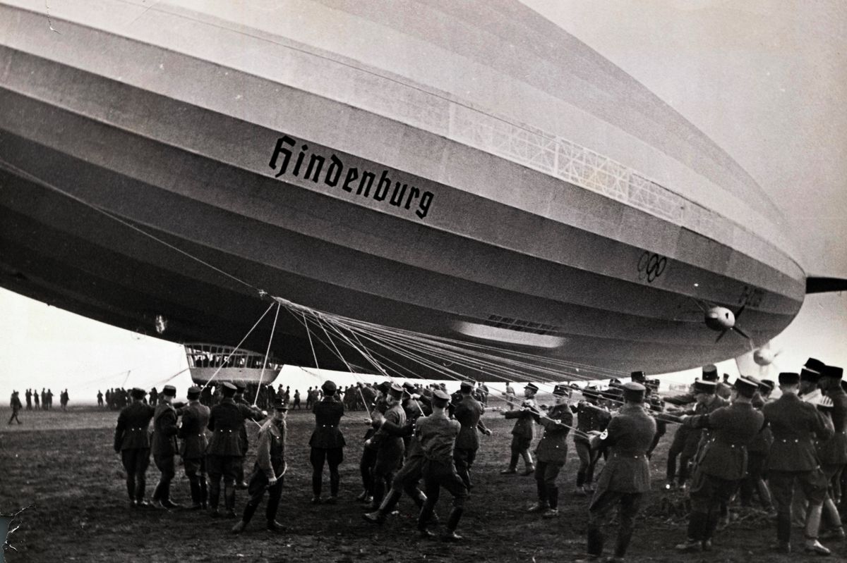 Tlak na vývoj AI roste. Hrozí katastrofa podobná Hindenburgu, varuje odborník