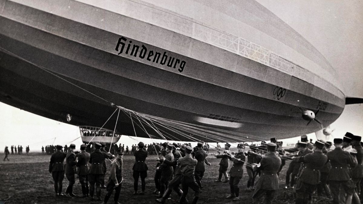 Tlak na vývoj AI roste. Hrozí katastrofa podobná Hindenburgu, varuje odborník