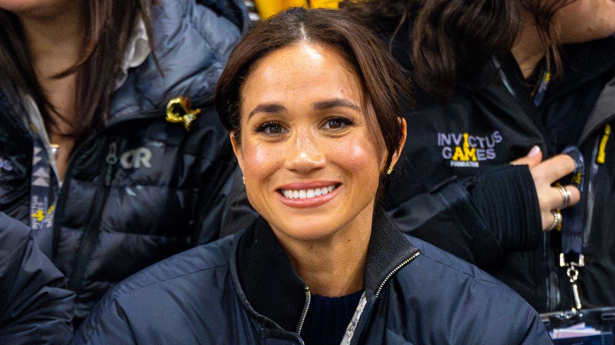 Letuška se pochlubila ručně psaným vzkazem od vévodkyně Meghan