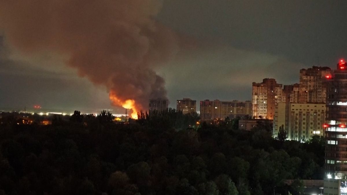 Při nočním útoku na Kyjev zemřeli dva lidé, osm zraněných