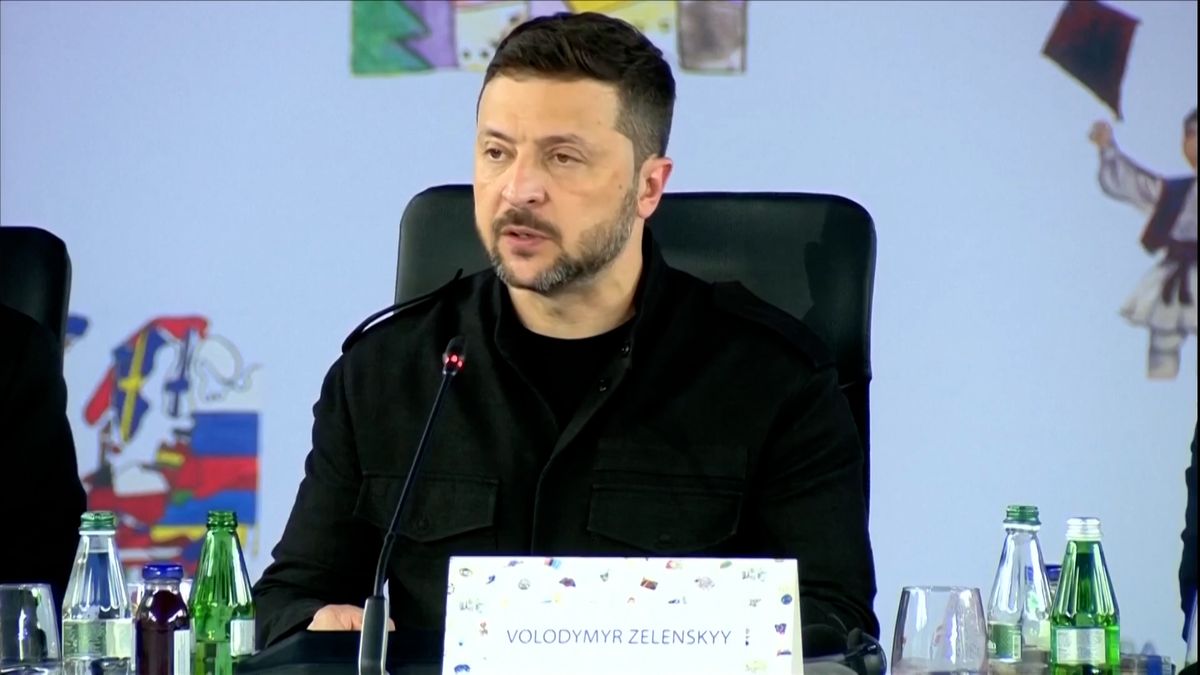 Ukrajina se zúčastní jednání v Istanbulu, oznámil Zelenskyj