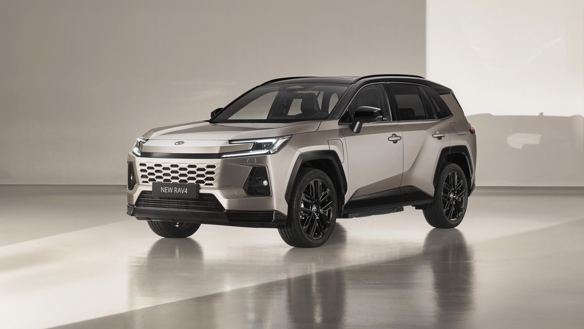 Toyota RAV4 přijíždí v nové generaci, na tlačítka stále nezanevřela