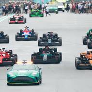 Plně pojízdné vozy F1 postavené ze stavebnice Lego