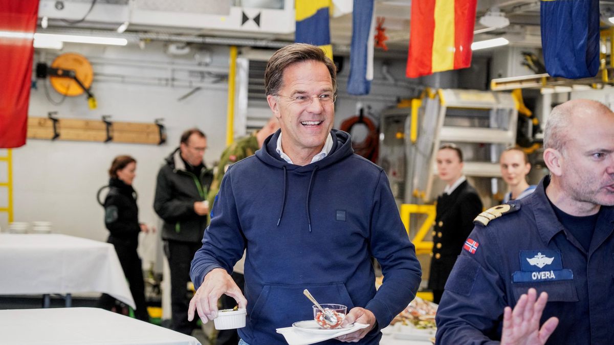 NATO se shodne na zvýšení výdajů na obranu na pět procent HDP, očekává Rutte