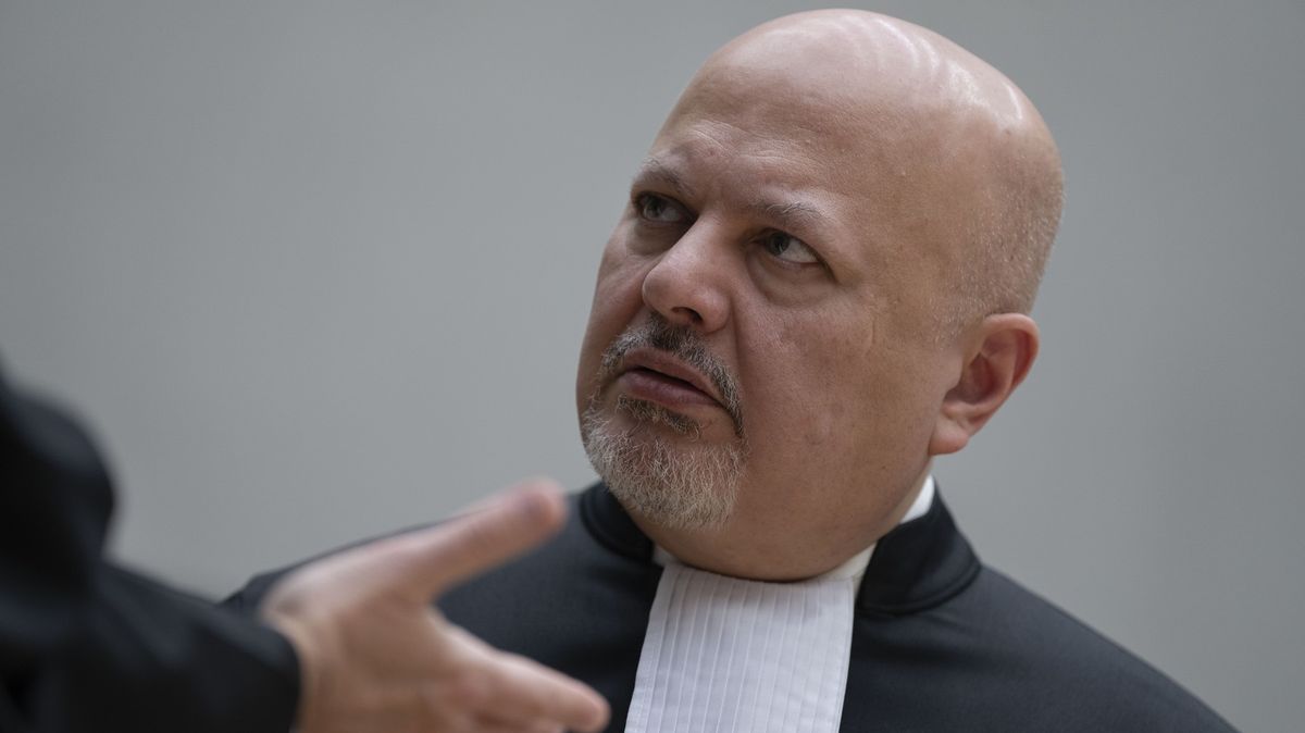 Prokurátor ICC Khan dočasně odstoupil, čelí podezření ze sexuálních deliktů