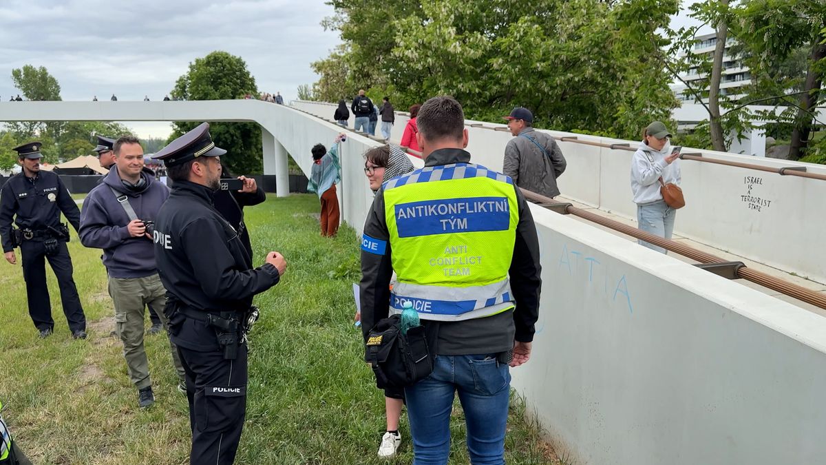 Na pražské Štvanici probíhá souběžně izraelský festival i propalestinský protest