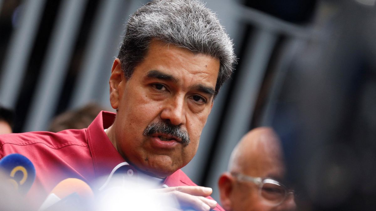 Maduro v reakci na hrozby USA oznámil nasazení milionů milicionářů