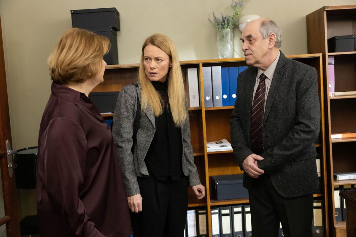 Do seriálové Ulice se vrací školní inspektorka Hádková, přibudou i dvě nové postavy