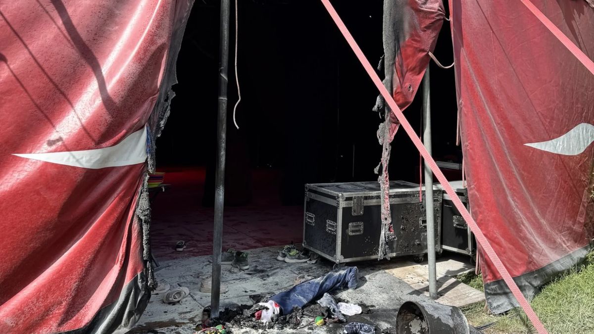 Polykač ohně nedopatřením zapálil šapitó, uvnitř bylo více než sto dětí