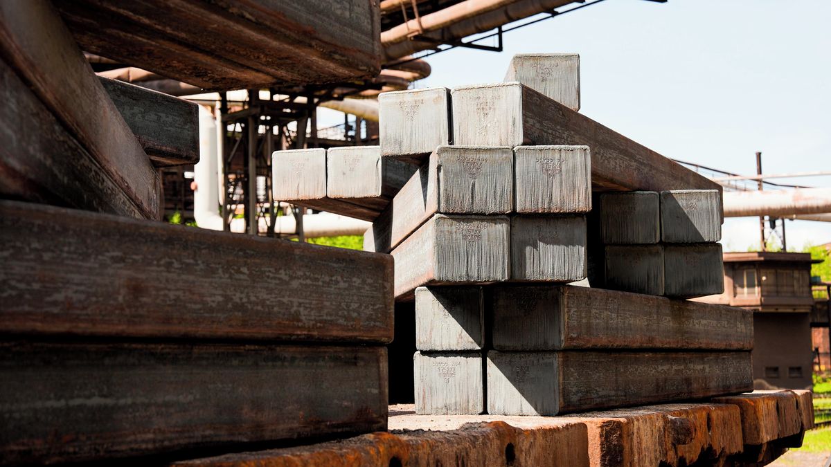 V Česku se loni vyrobilo 2,4 milionu tun surové oceli, nadále dosud nejnižší množství