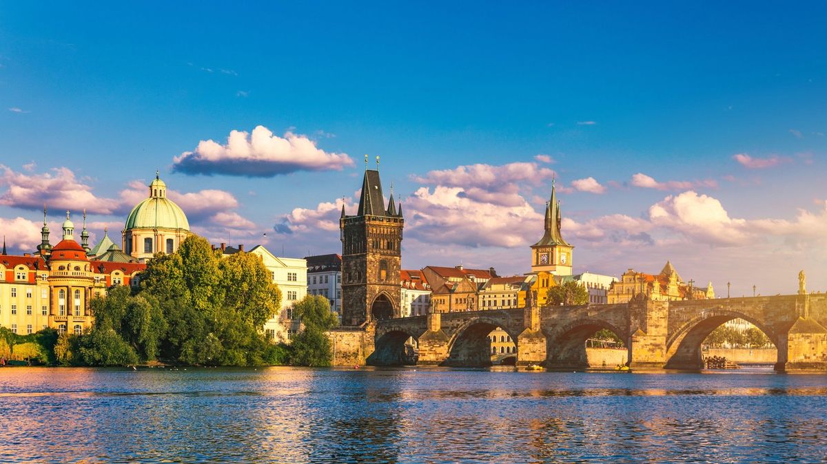 Města přátelská k cizincům? Praha je mezi nejhoršími