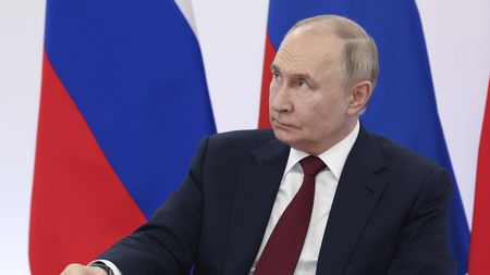 Putinovy podmínky pro mír. Zejména chce písemný závazek lídrů NATO