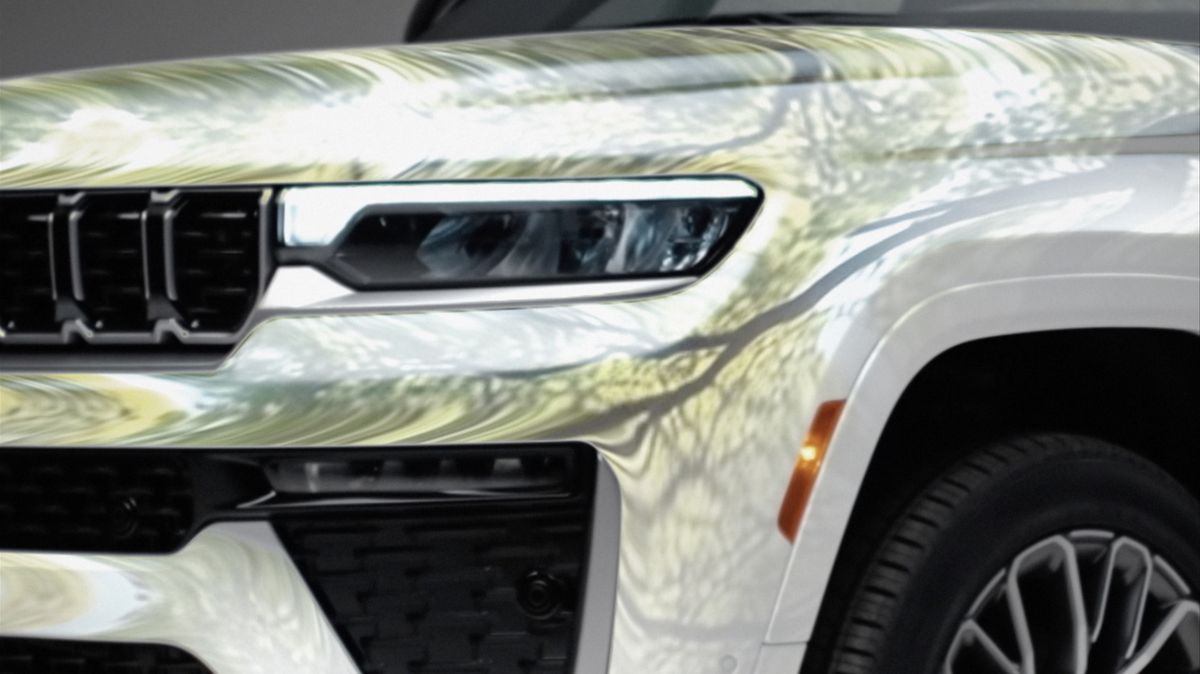 Jeep poodhaluje facelift SUV Grand Cherokee