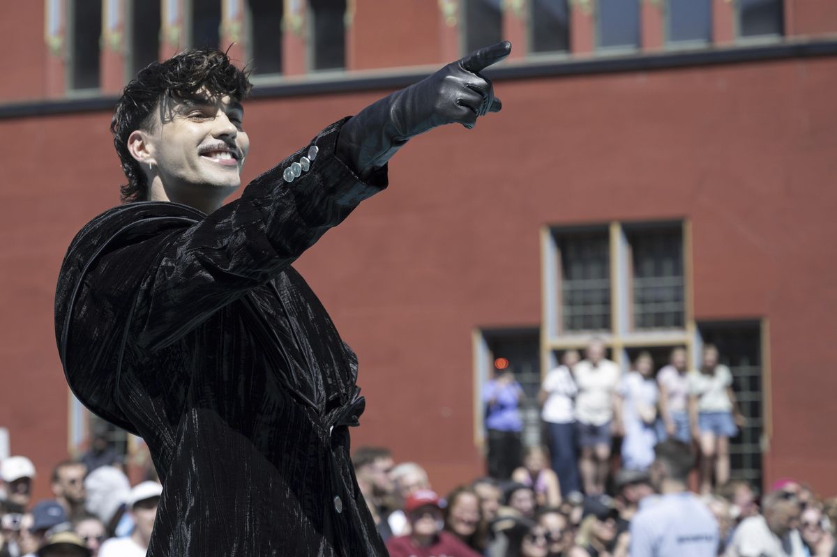 Estonec štve Italy, italský rapper to vzdal, Slovinec dostal kapky. Začíná Eurovize