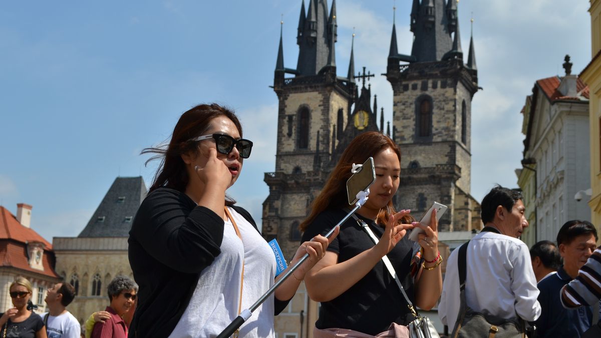 Praha za první půlrok přivítala téměř čtyři miliony cestovatelů