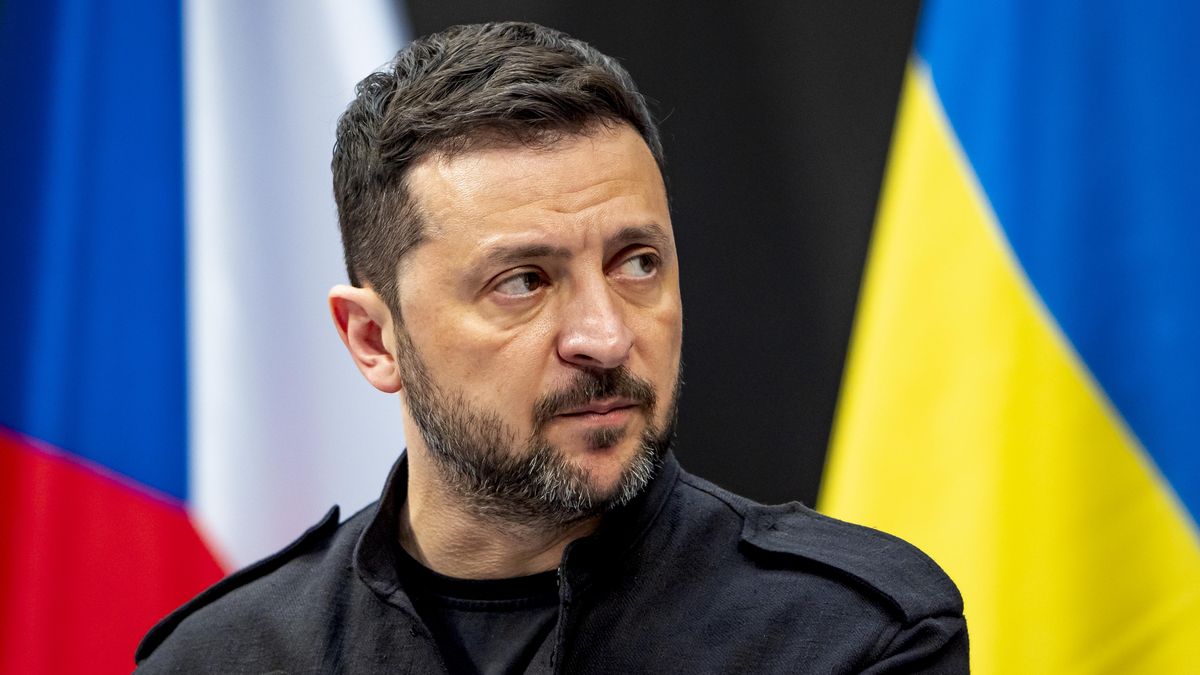Drony jsou na bojišti klíčové. Pro zvýšení výroby potřebujeme financování, řekl Zelenskyj