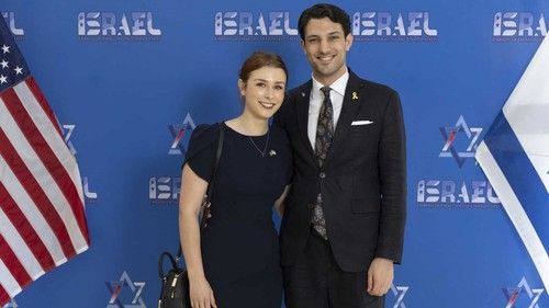 To nelze obhájit! Politici odsuzují vraždu izraelského páru v USA ve jménu svobodné Palestiny