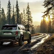 Koncept má zvýšený podvozek, rozšířený rozchod a nový zelený lak.