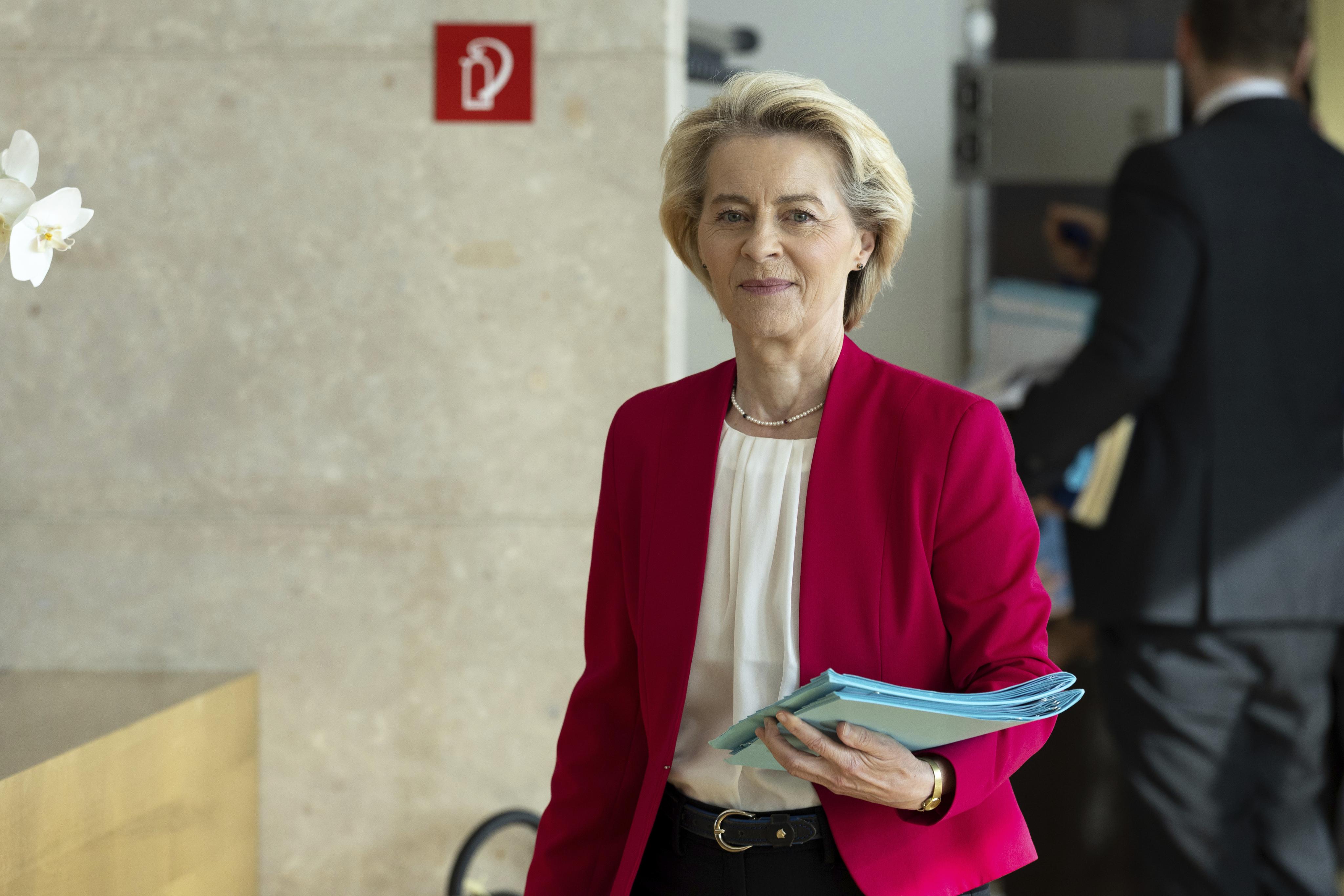 Leyenová i Merz říkají, že odstoupit od jádra byla chyba. Německo se nicméně nevrátí