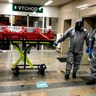 Transport pacienta z táborské nemocnice.