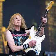 Janick Gers hrál skvěle riffy a i sóla