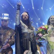 Jako podivní Orkové vystoupili členové kapely Lordi z Finska v roce 2006.
