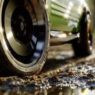 Nová jsou také 18" kola s robustním designem.