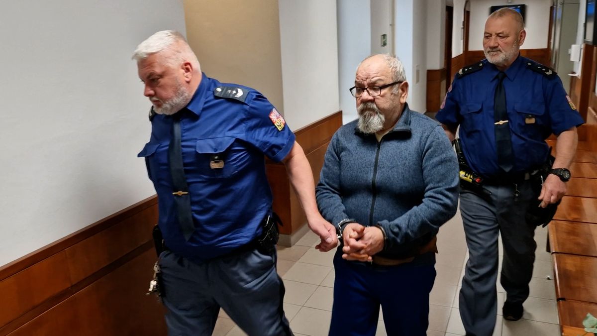 Ve vězení mu bude líp, řekl soudce a poslal recidivistu a násilníka z Olomouce za mříže na 11,5 roku